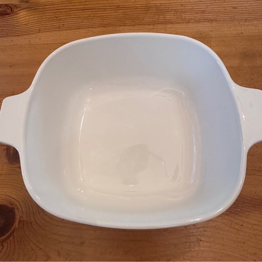 Vintage CorningWare dish 1 1/2 quart casserole dish from the "Blue Cornflower" - Picture 3 of 9